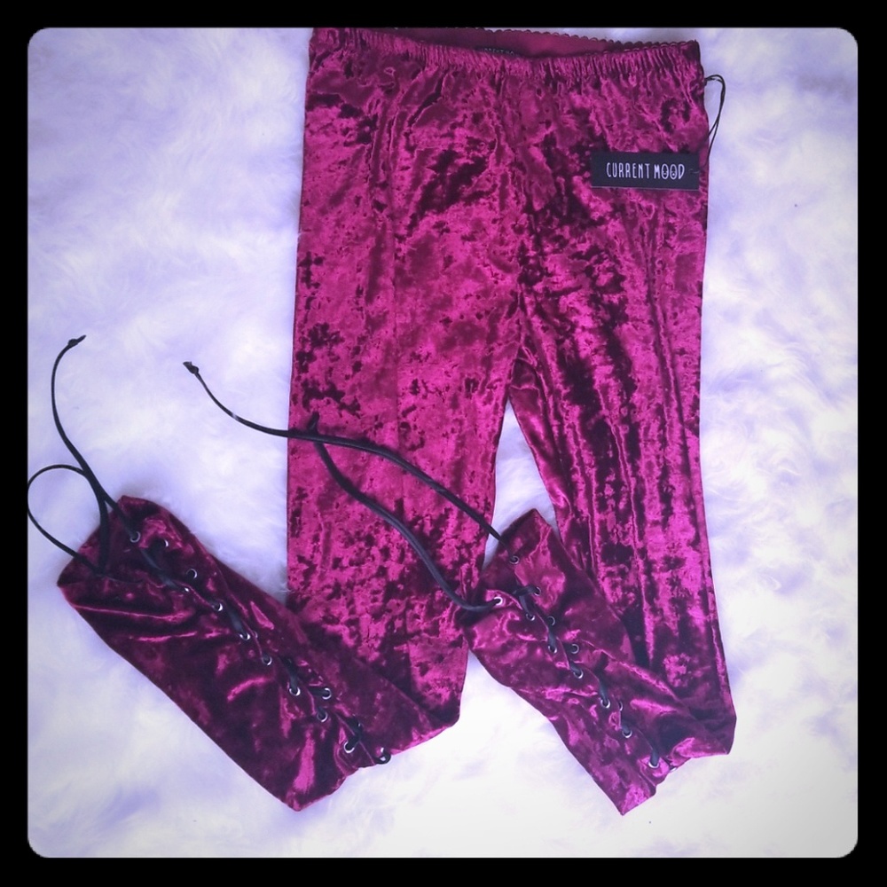 Velvet leggings